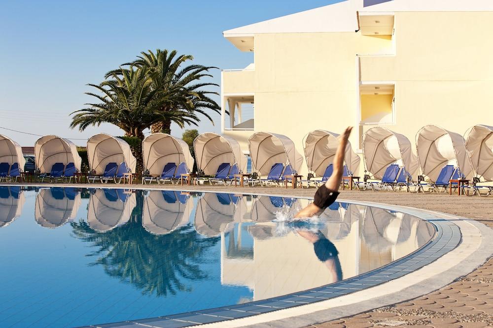 Argile Resort Mantzavináta エクステリア 写真
